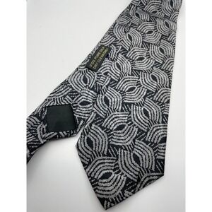 Giorgio Armani Silk Tie Mens Black Silver Geometric Wave Pattern Made in Italy